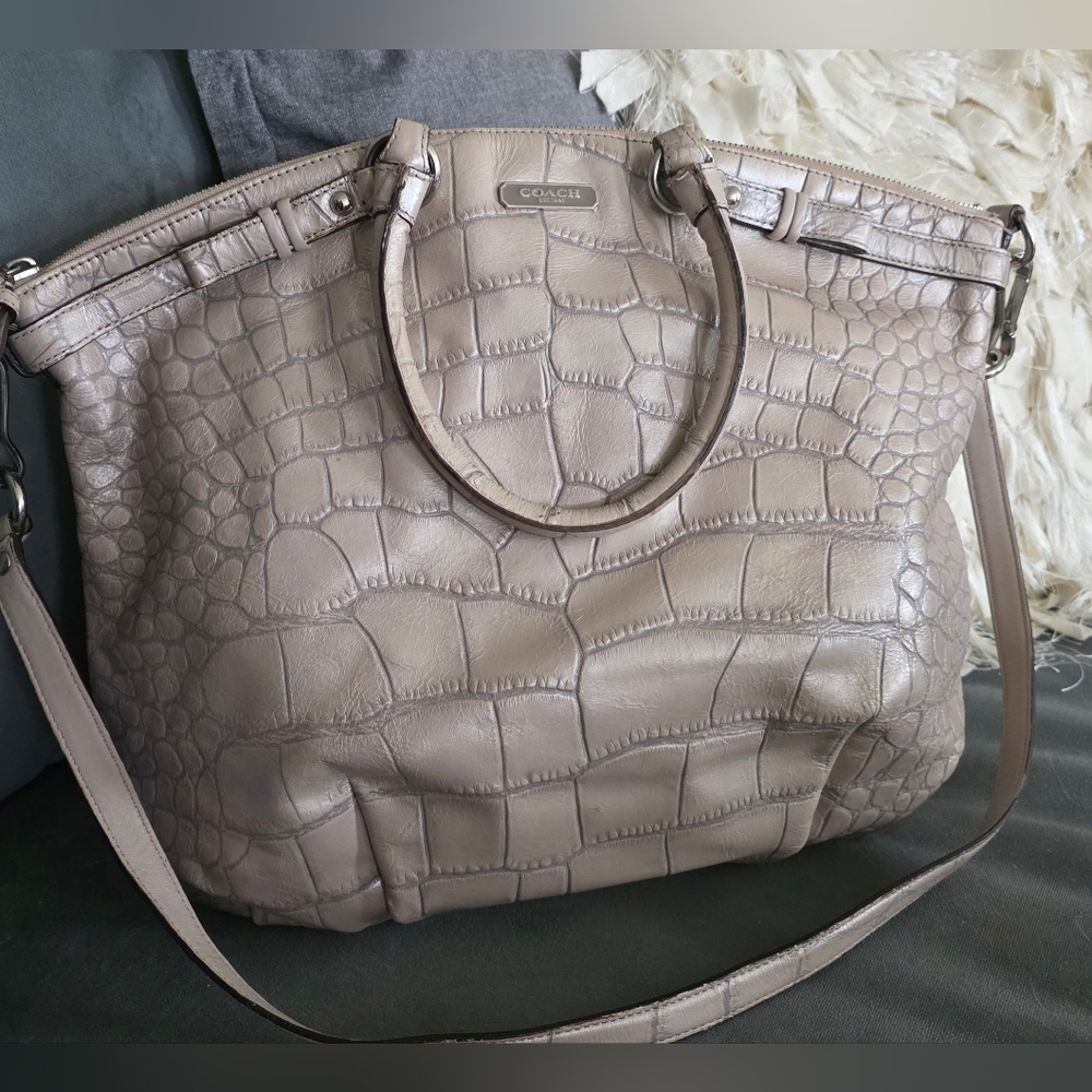 SOLD SOLD SOLD Beige Coach Madison Lindsey Crocodile Embossed Satchel